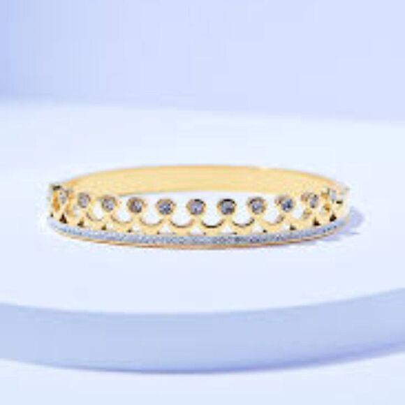 💲2️⃣0️⃣ Bundled ✔️Dazzling Rhinestone Crown Bracelet Gold And Crystal Bangle - Picture 7 of 10